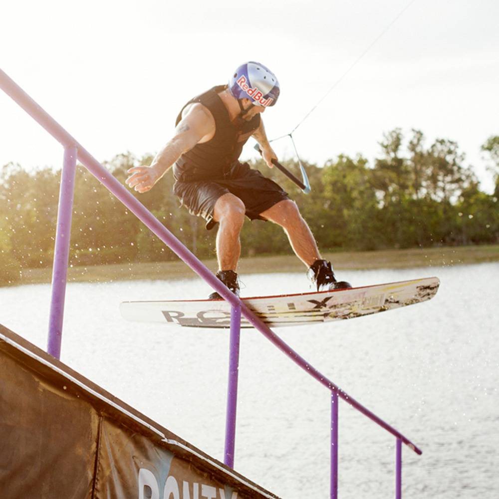 Ronix Kinetik pacchetto da wakeboard 144 cm con attacchi Parks 6