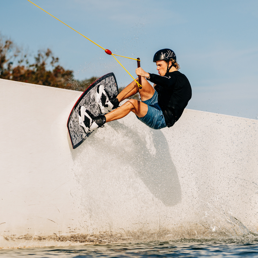 Liquid Force Set wakeboard Apex 134 cm con Classic 6x bindings 13