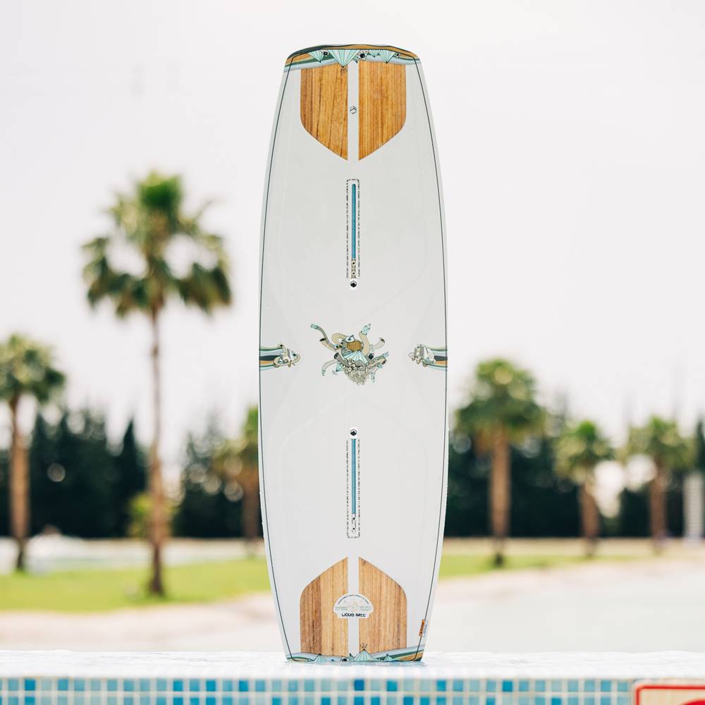Liquid Force Peak wakeboard 141 cm 6